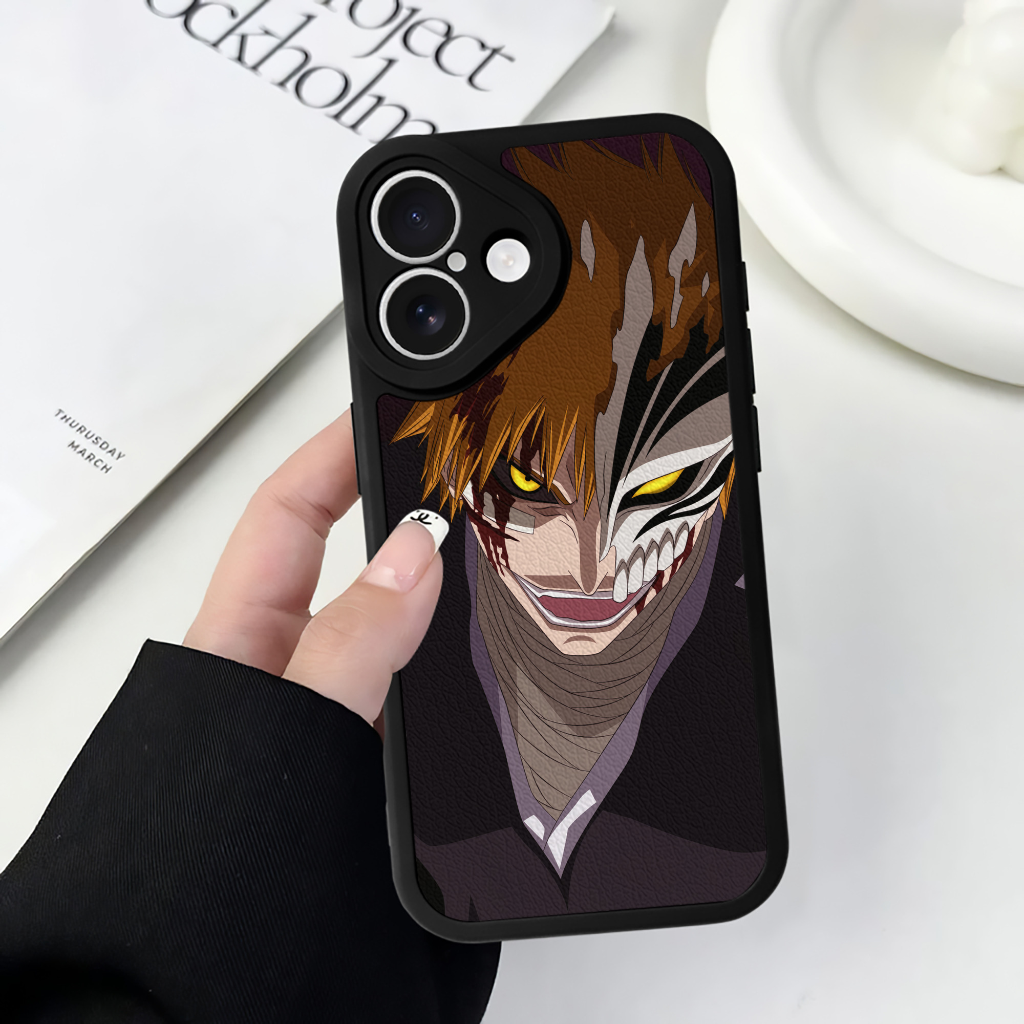 （画像用） ブリーチ BLEACH 【iPhone 16シリーズ対応】シリコンスマホケース（レザー調） 材質：シリコン